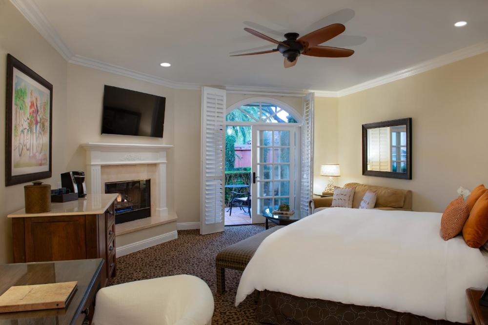 King Suite interior